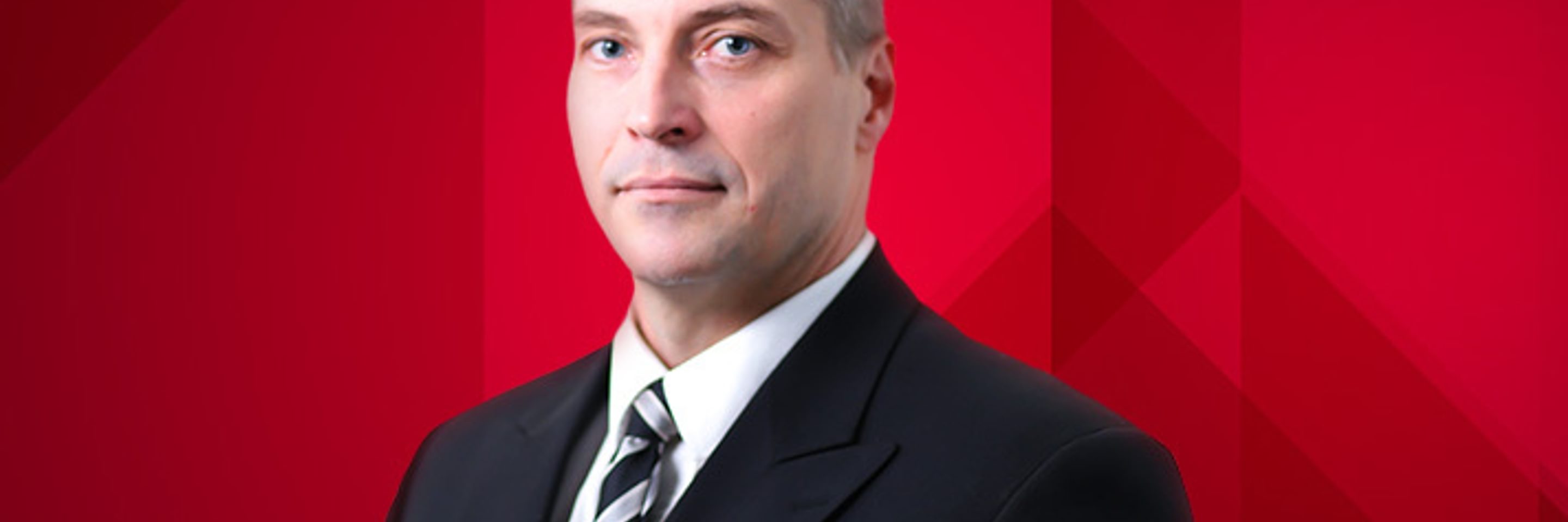 Older promotion-Dan Gauthier
