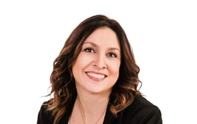 Photo of Colleen Nault
