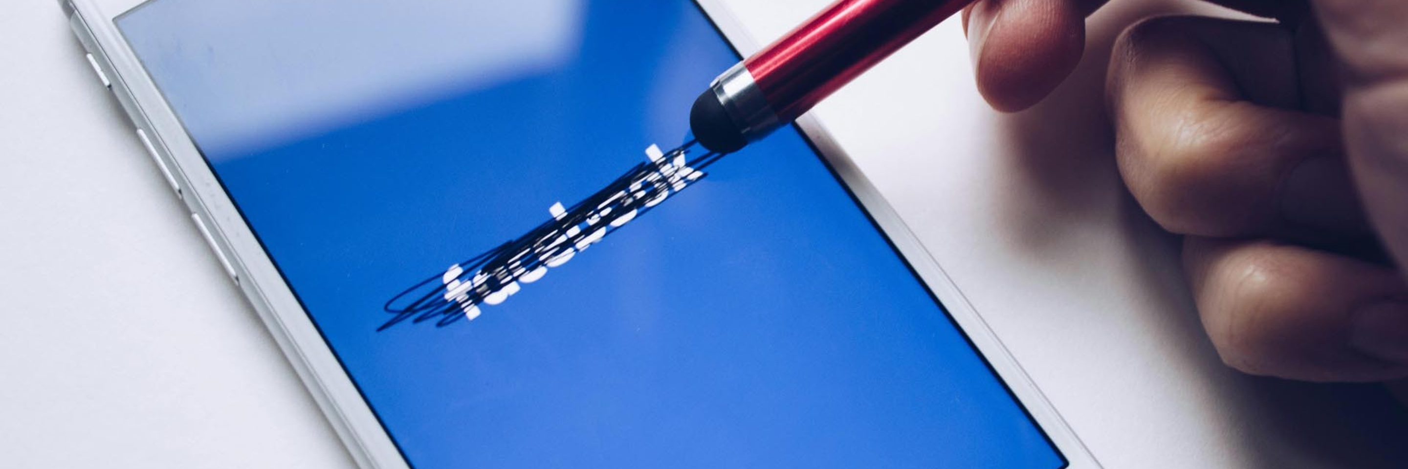 Pexels thought catalog 2228555