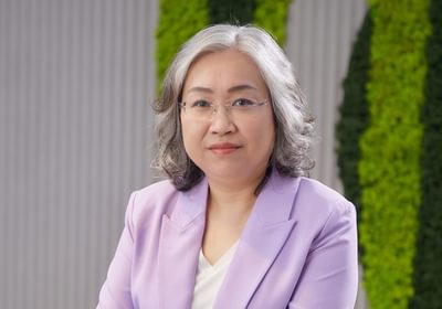 Photo of Cynthia Lo