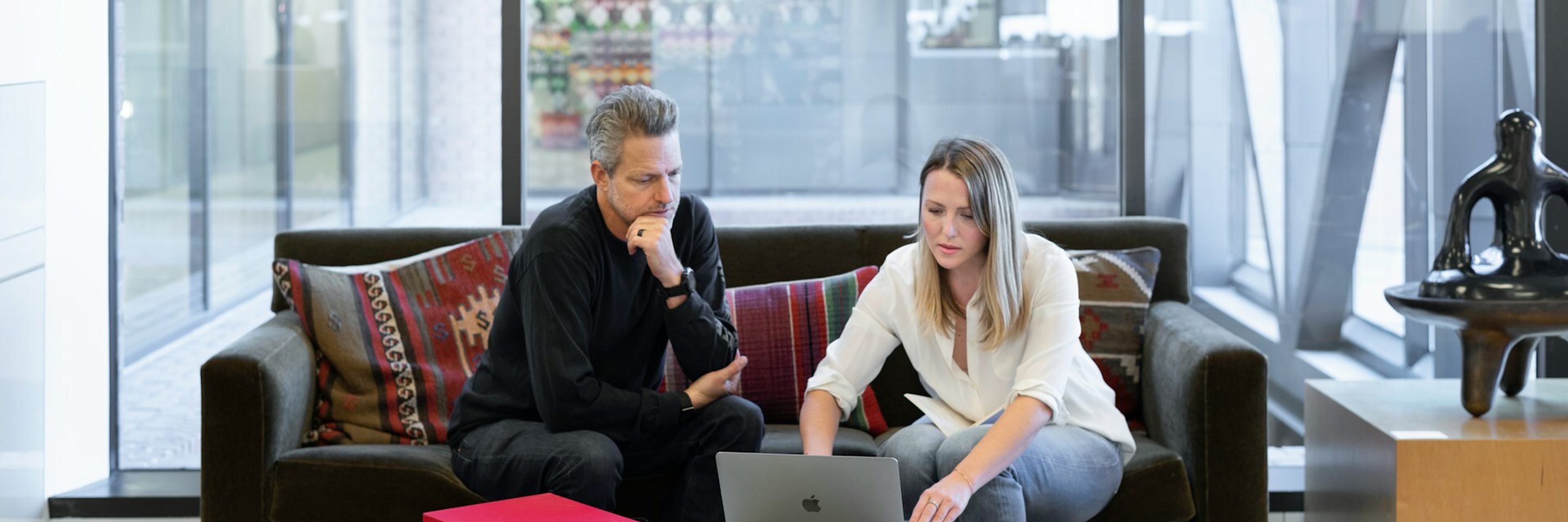 Linkedin sales solutions o FMI6 Cd D7y U unsplash