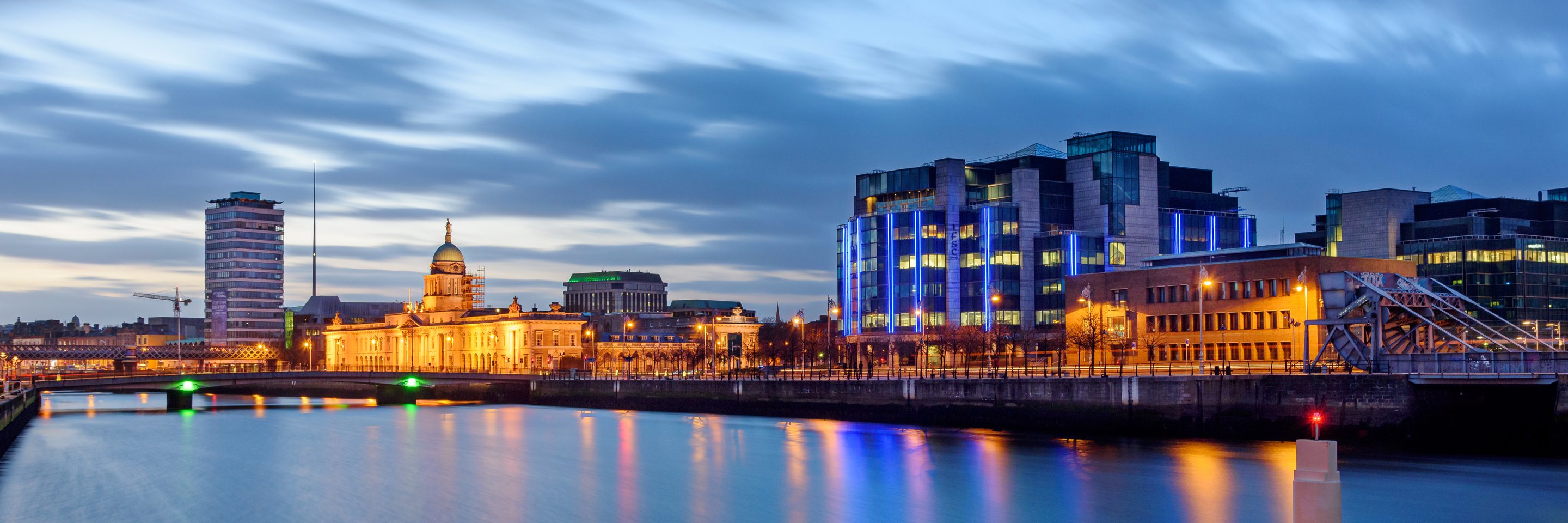 Business Advisory Adobe Stock 81371935