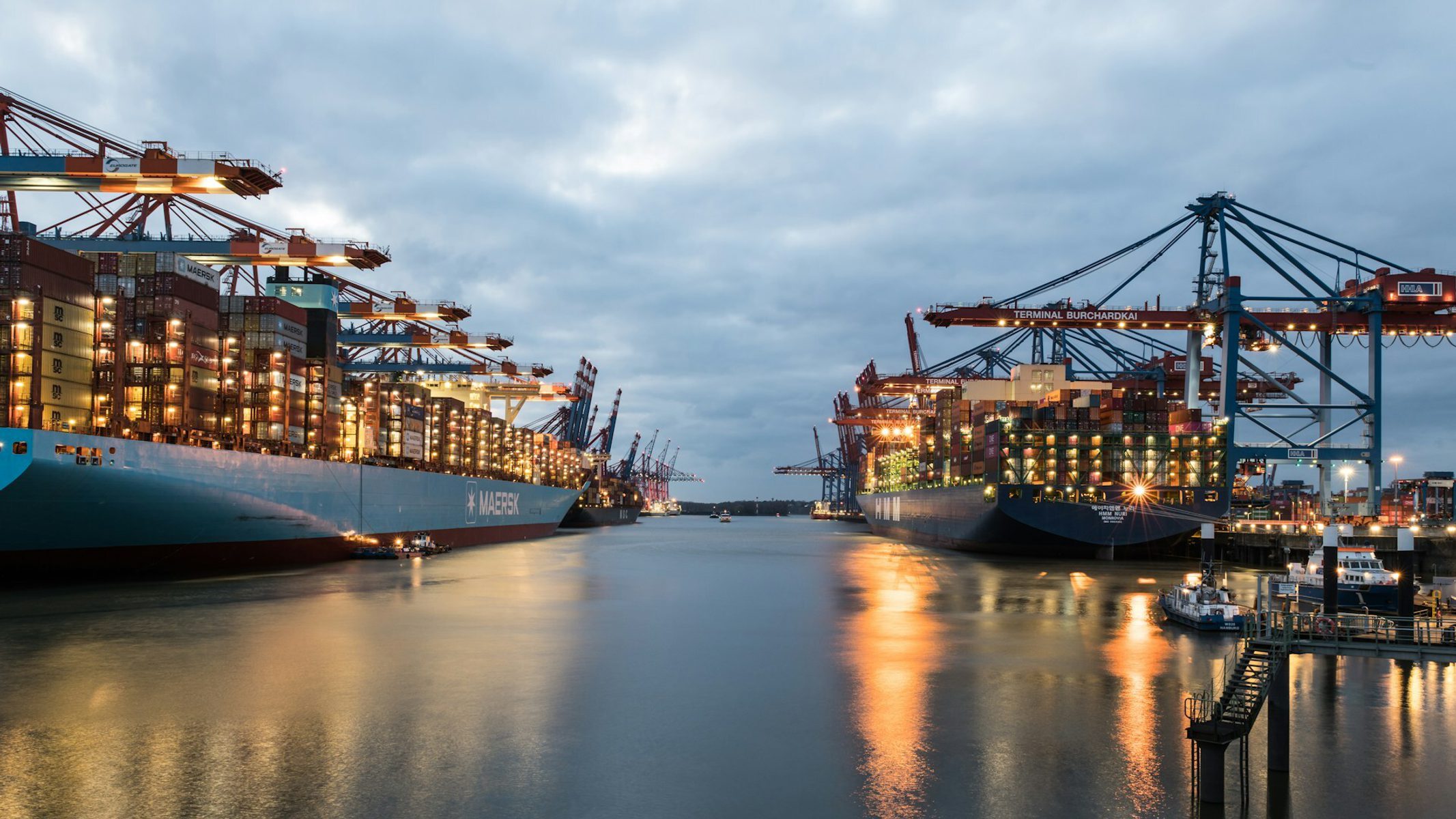 Wolfgang weiser W 4 Vc9r Uw6 A unsplash shipping