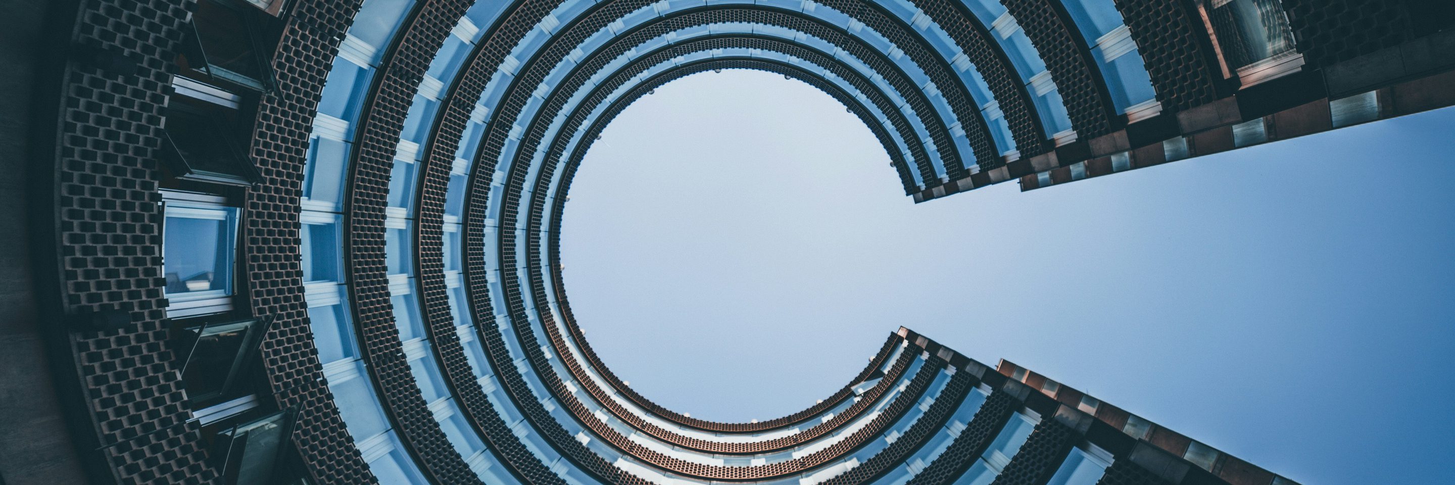 Dan schiumarini dc L8 E Sbs Gis unsplash