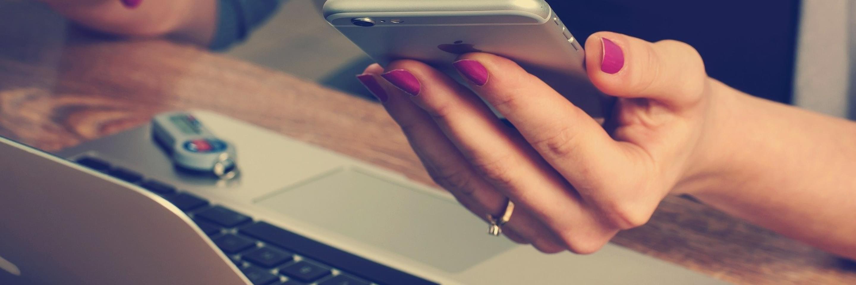 Office g9068b2027 1920 1